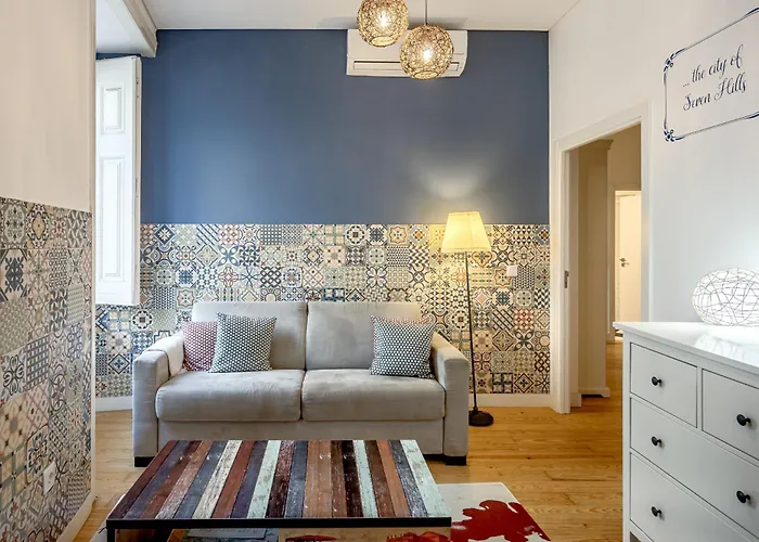 Alfama Blue By Homing Lizbona